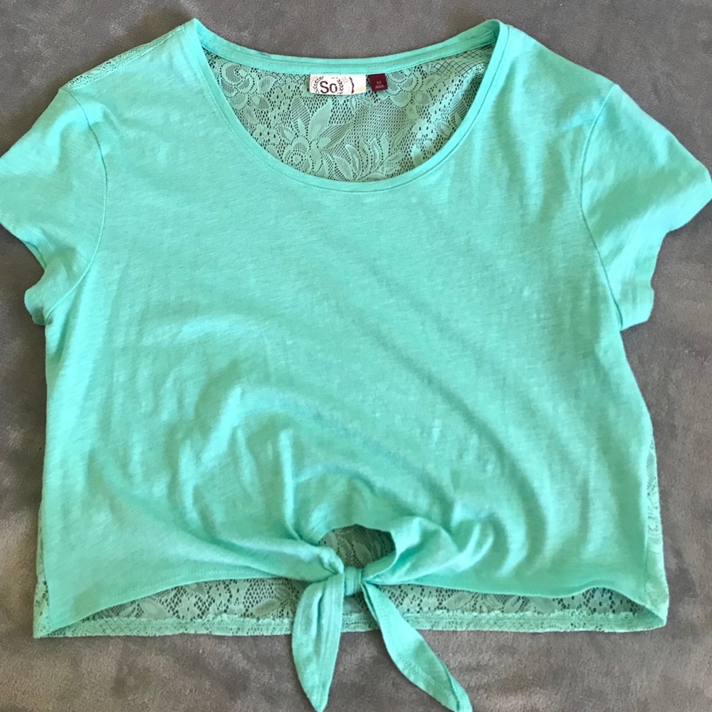 One mint green crop top